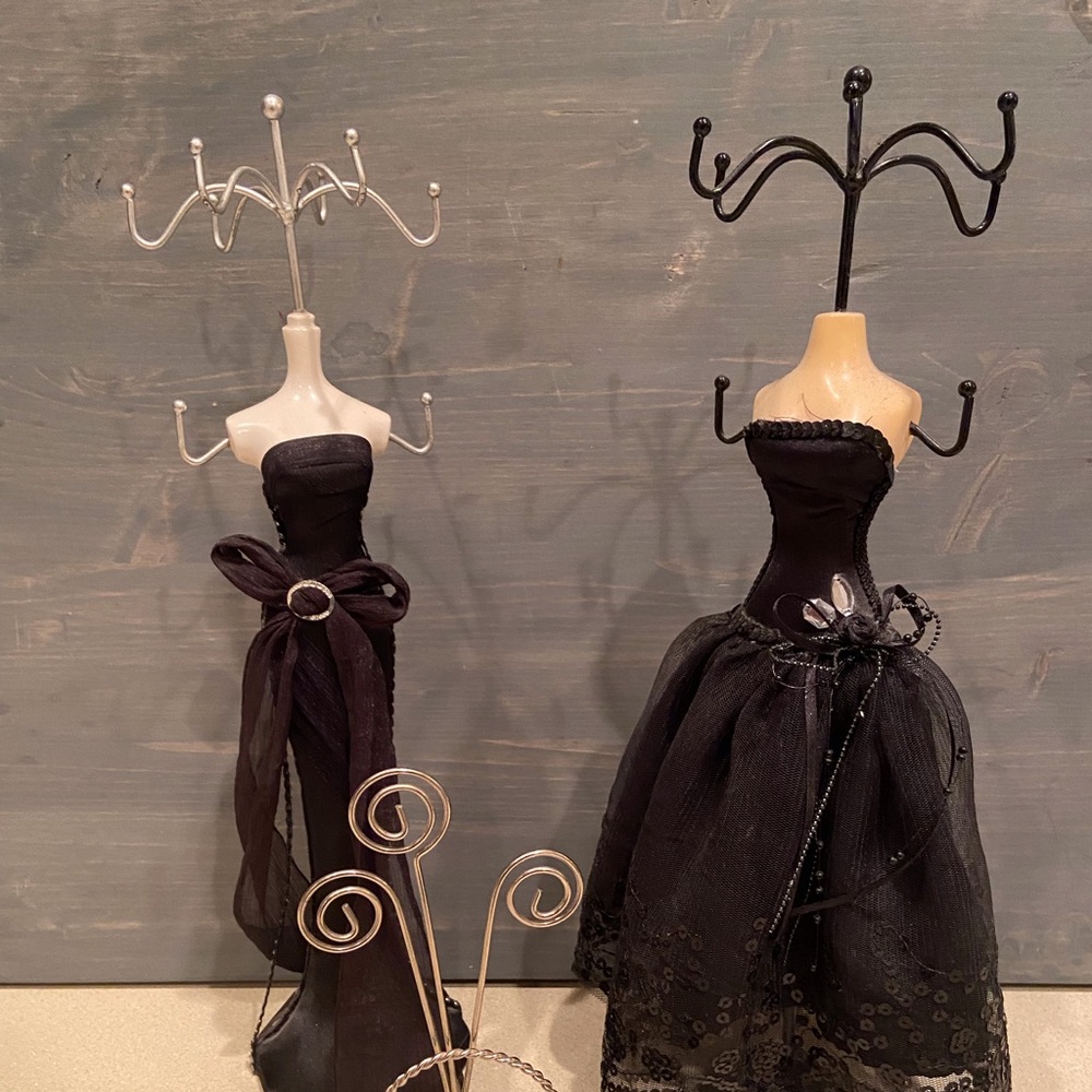 Jewelry stands